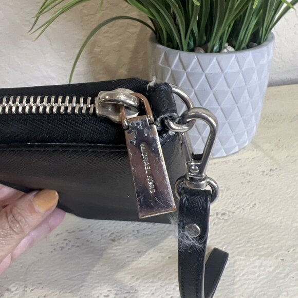 Michael Kors Jet Set Travel Multifunction Large Phone Case Wallet Wristlet - Picture 4 of 12